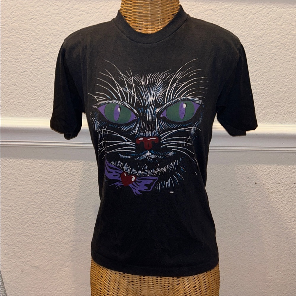 Vintage Black Cat Graphic T-Shirt